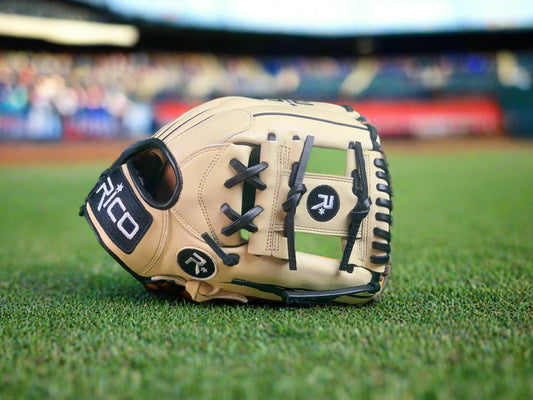 11.50 inch Flash Glove, right hand thrower, black and cream, black laces, black Rico patch, i web.