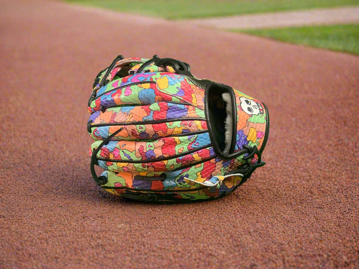 11.50 inch Limited Edition Rico X @1hunna_G, right hand thrower, i web, Japan kip leather with python impression.